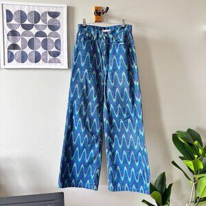 BDG Urban Outfitters • high rise corduroy pants